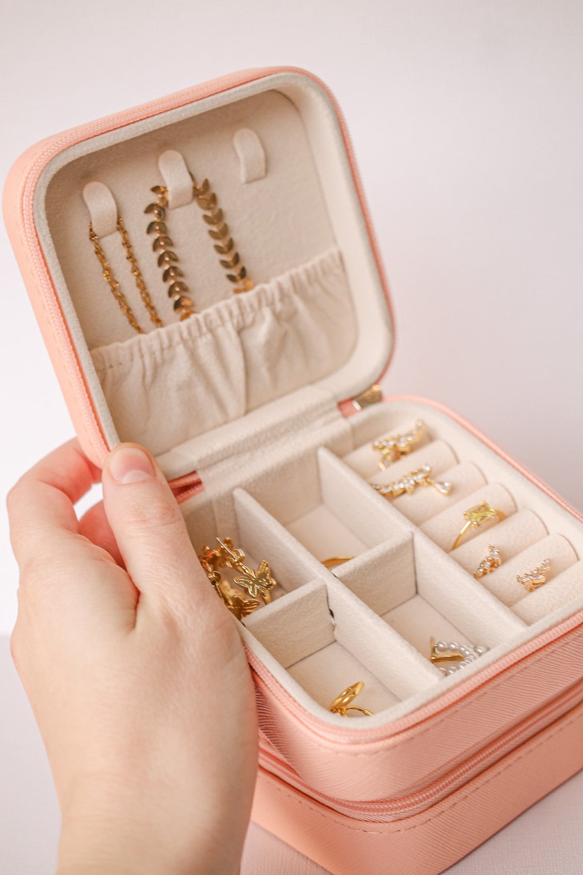 Zip Jewelry Travel Case, Peach, 4 x 4 in