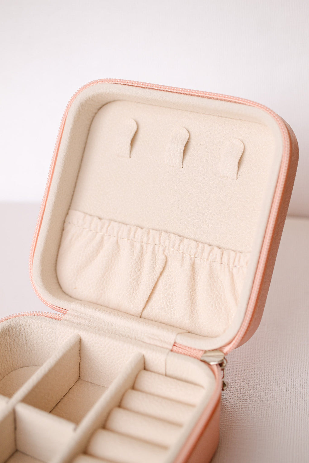 Zip Jewelry Travel Case, Peach, 4 x 4 in