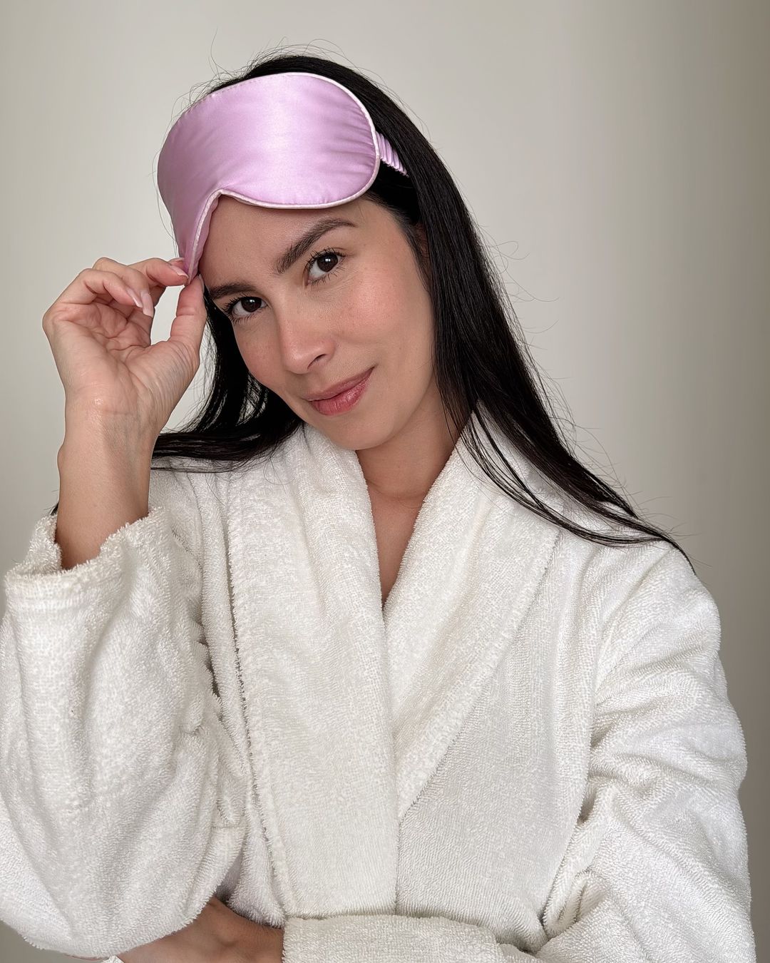 PURESOL Beauty mulberry silk sleep eye mask, worn