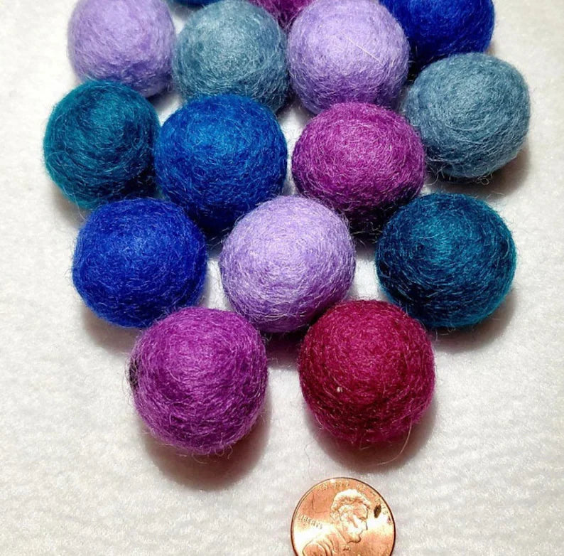 Wool Felt Cat Ball Toys, Set in a Tin